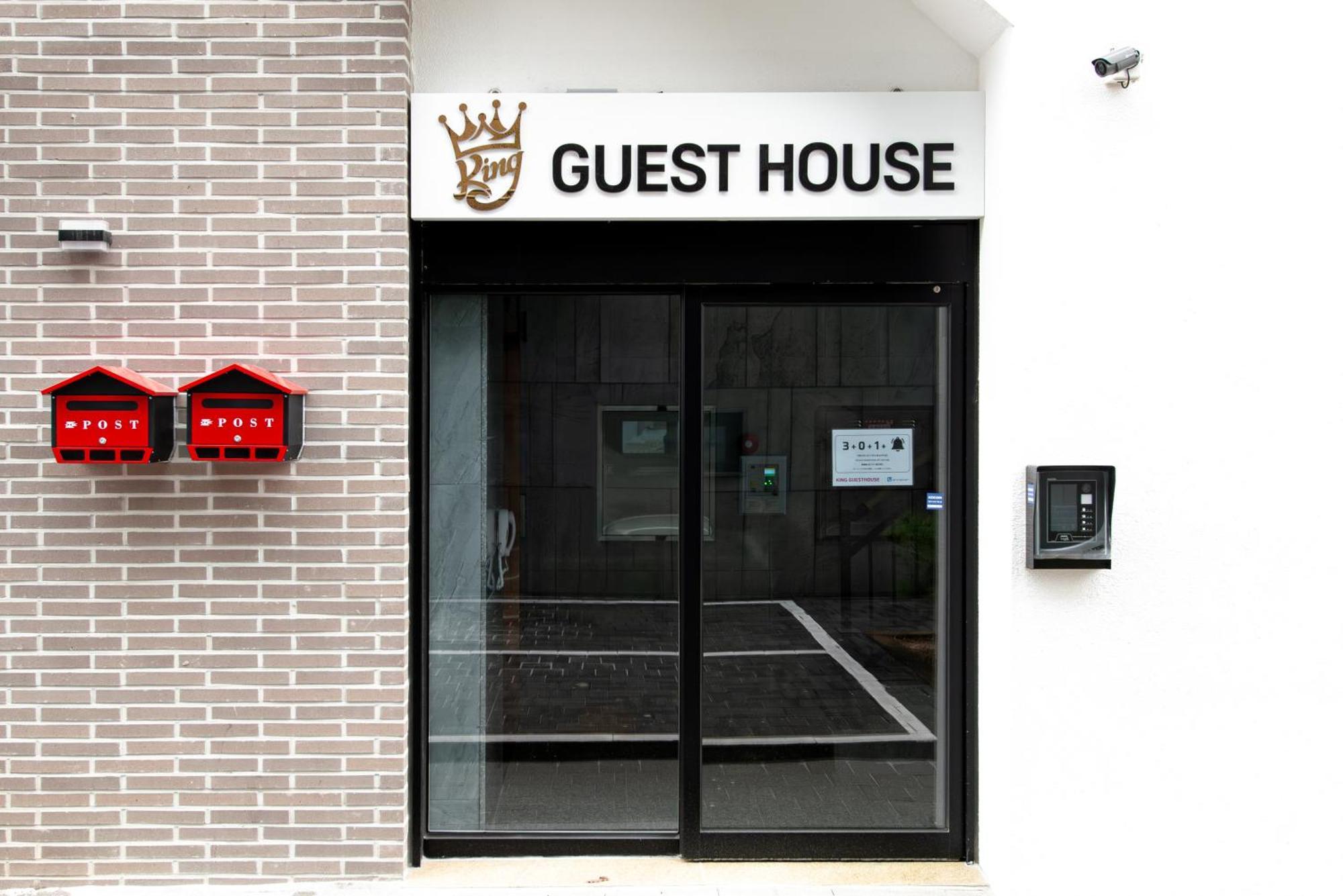 Incheon Airport Guest House King Bagian luar foto