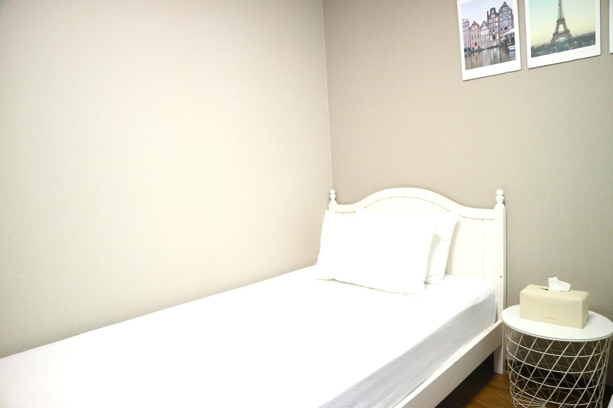 Incheon Airport Guest House King Bagian luar foto